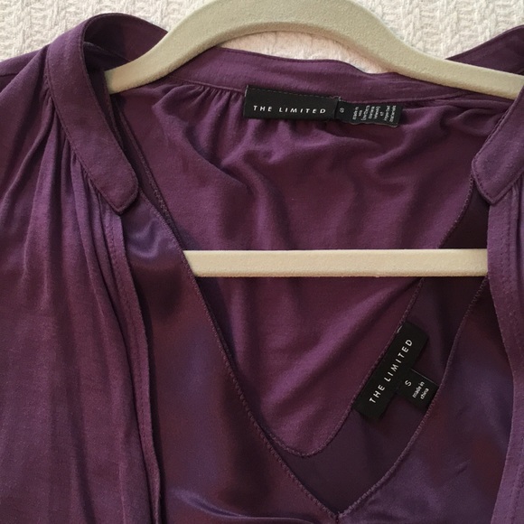 The Limited Wrap Top and Silk Shell - Picture 2 of 8